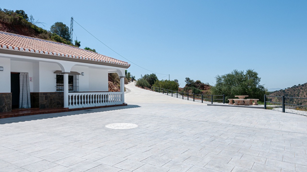 Photo of Outdoor in Almogia