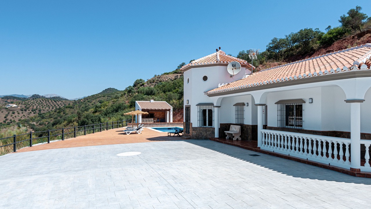 Photo of Outdoor in Almogia