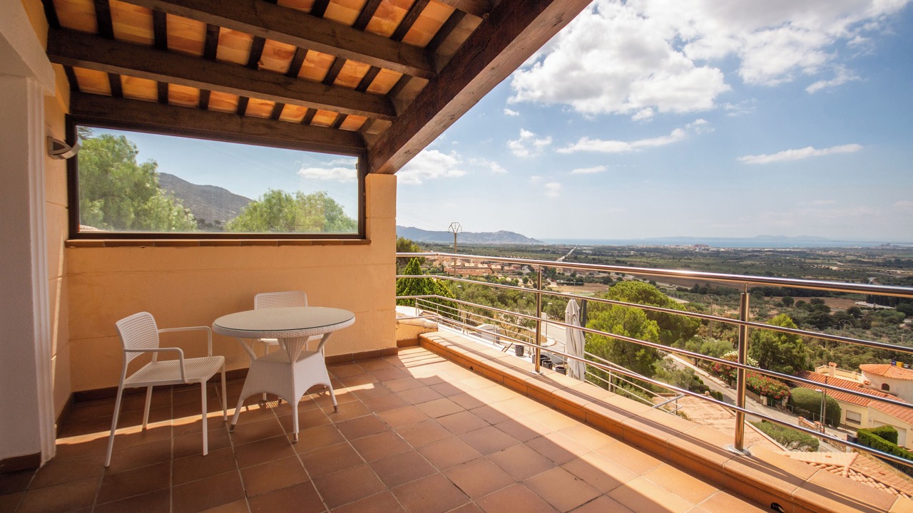 Photo of Outdoor in El Mas Isaac
