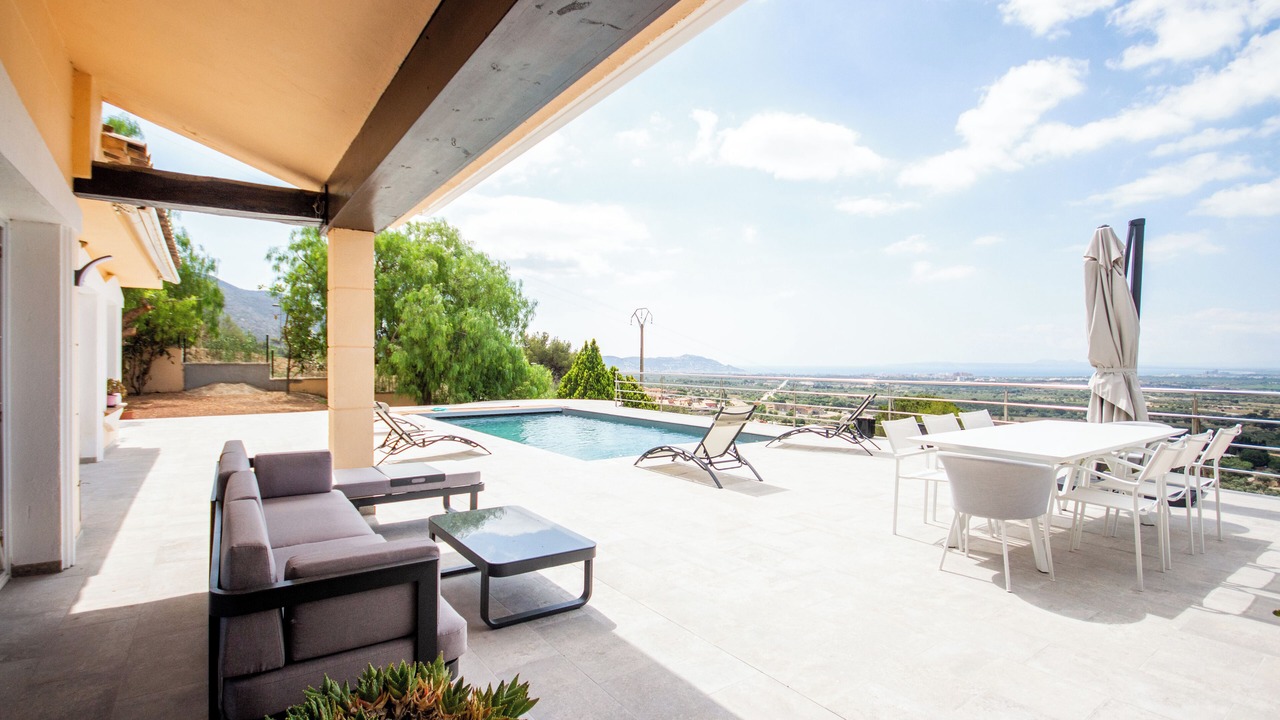 Photo of Outdoor in El Mas Isaac