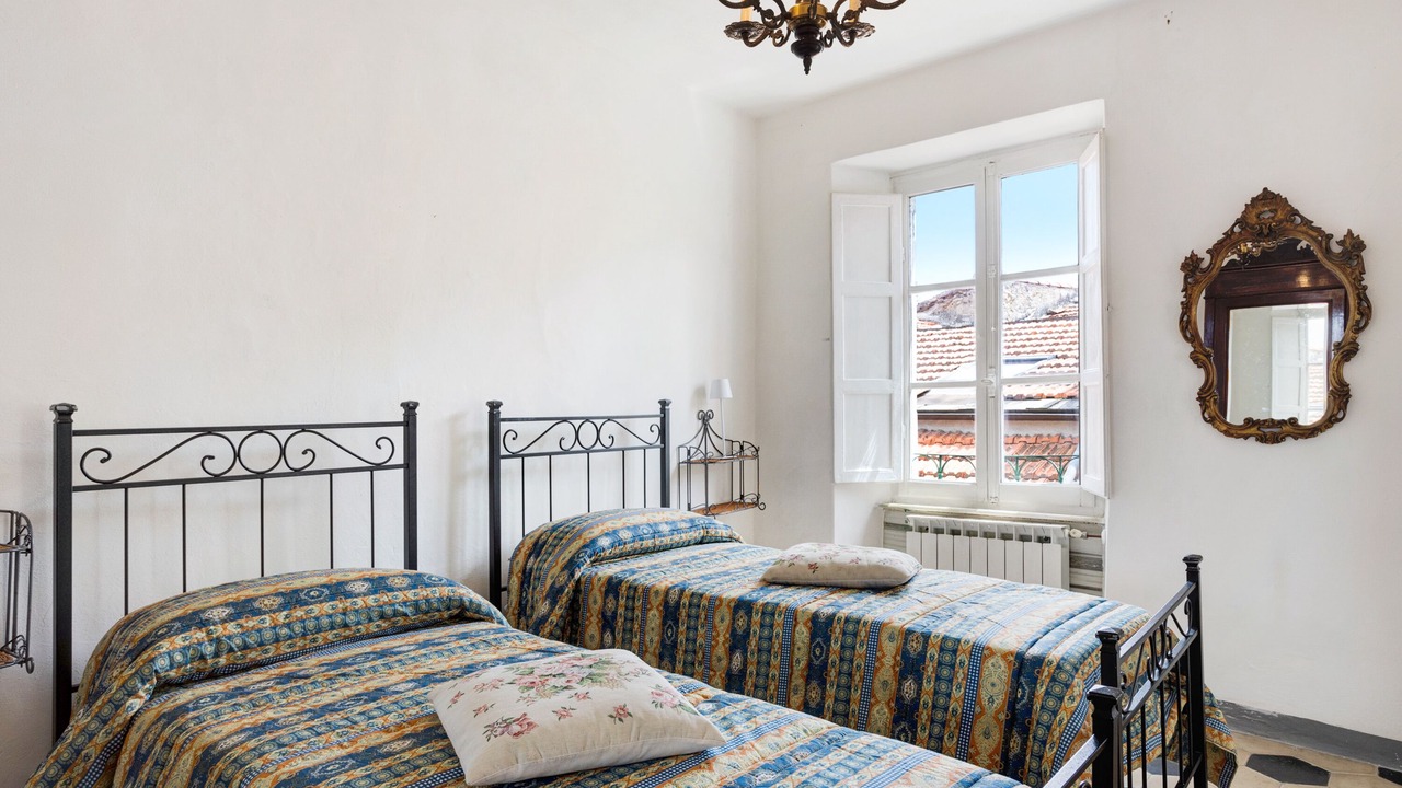Photo of Bedroom in Castelnuovo Magra