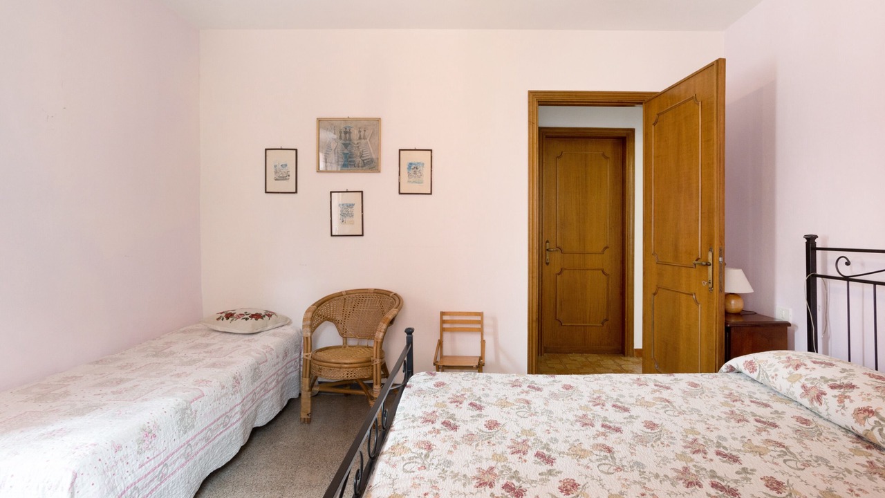 Photo of Bedroom in Castelnuovo Magra