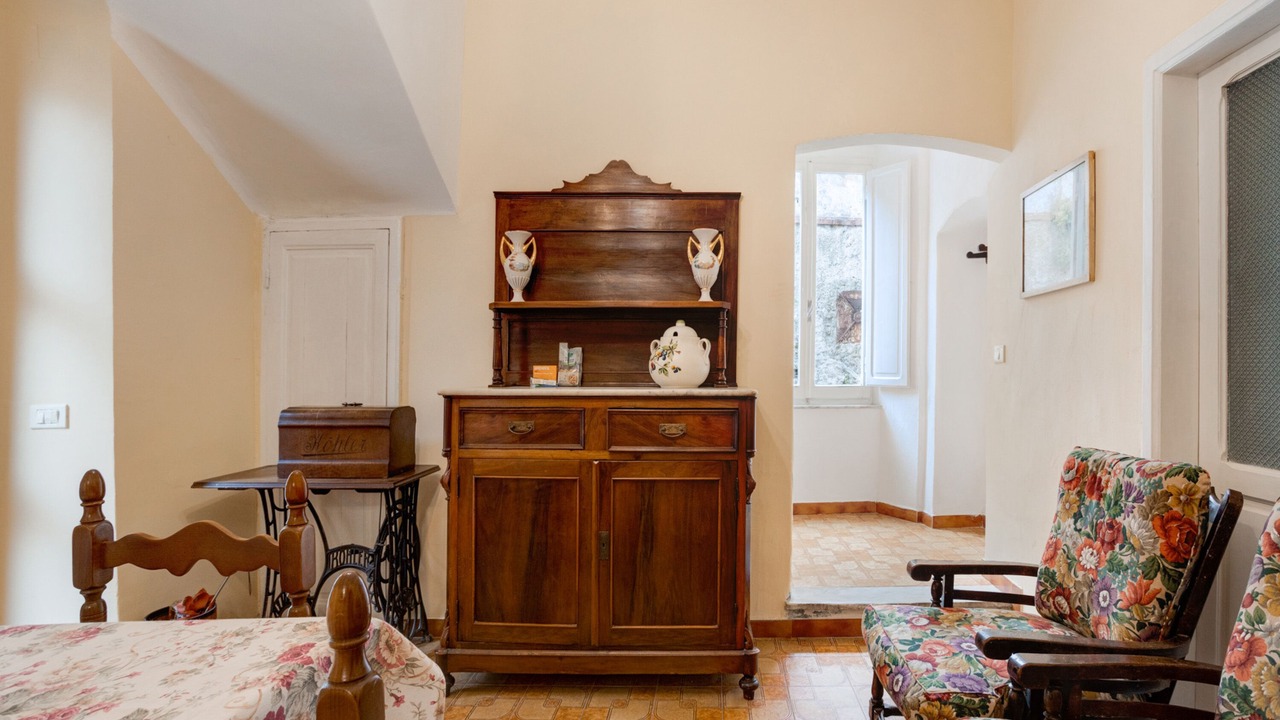 Photo of Bedroom in Castelnuovo Magra