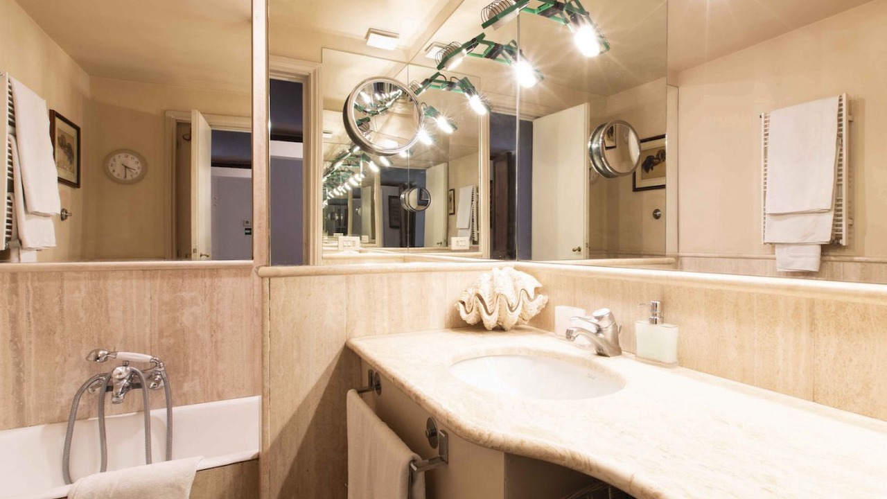 Photo of Bathroom in Rione IV Campo Marzio
