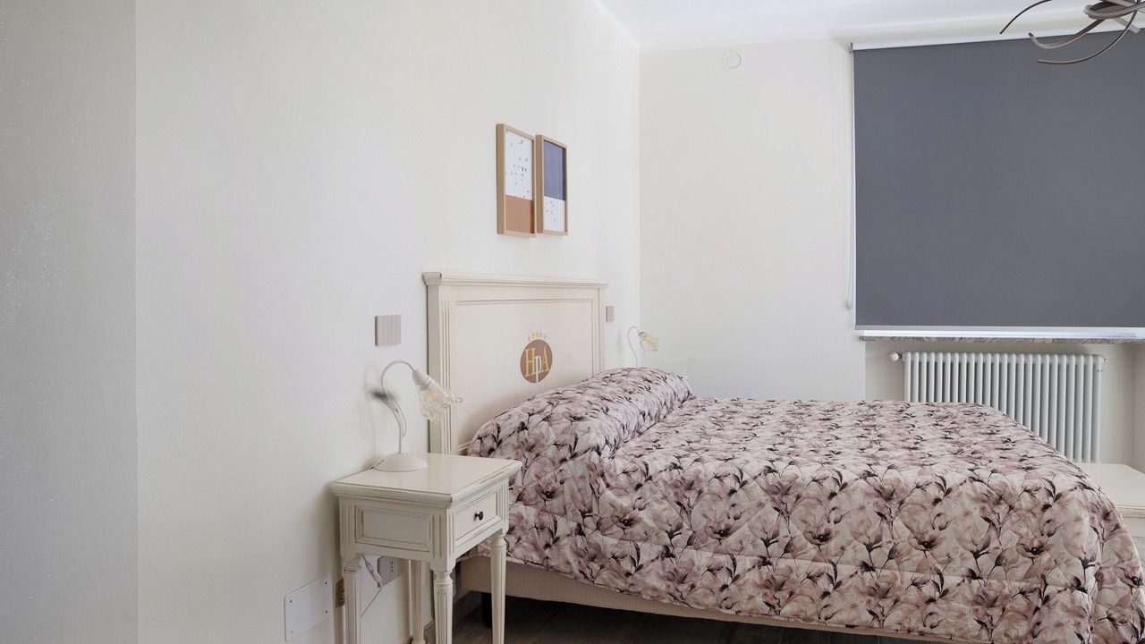 Photo of Bedroom in Montaldo Roero