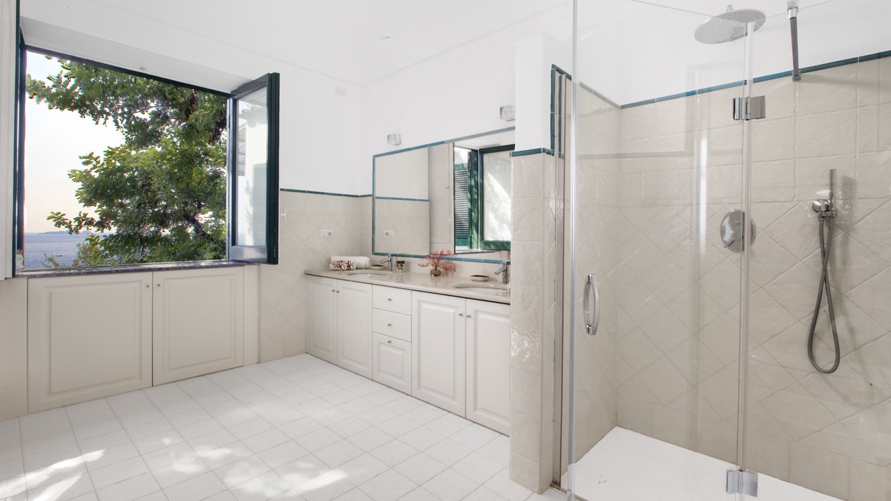 Photo of Bathroom in Arienzo