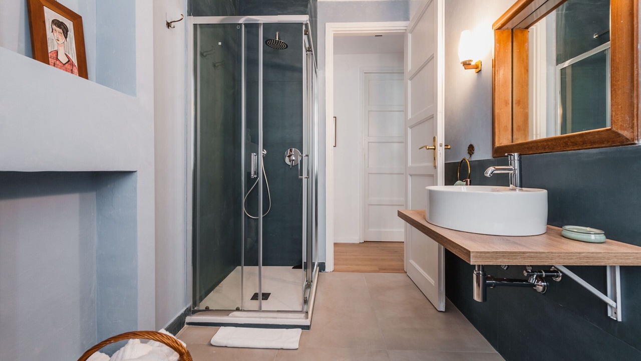 Photo of Bathroom in Picanello-Ognina-Barriera-Canalicchio