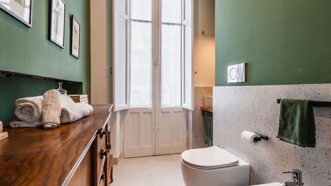 Photo of Bathroom in Picanello-Ognina-Barriera-Canalicchio