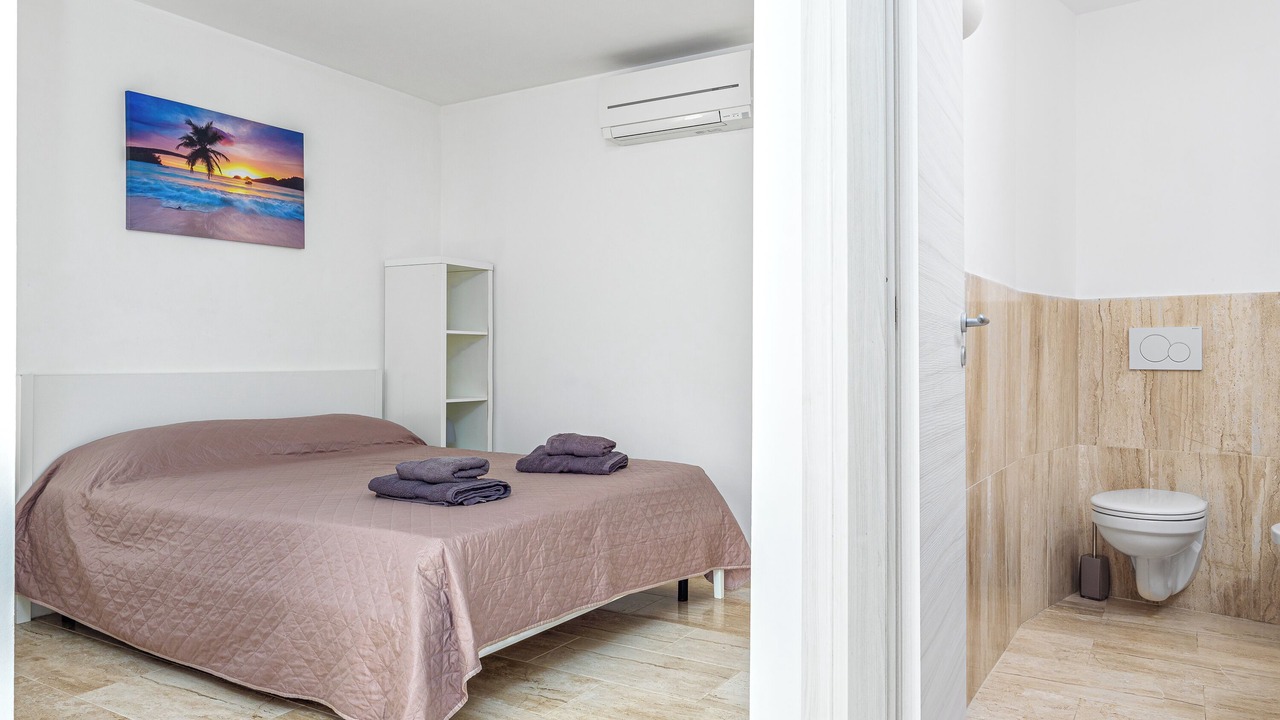 Photo of Bedroom in Pittulongu