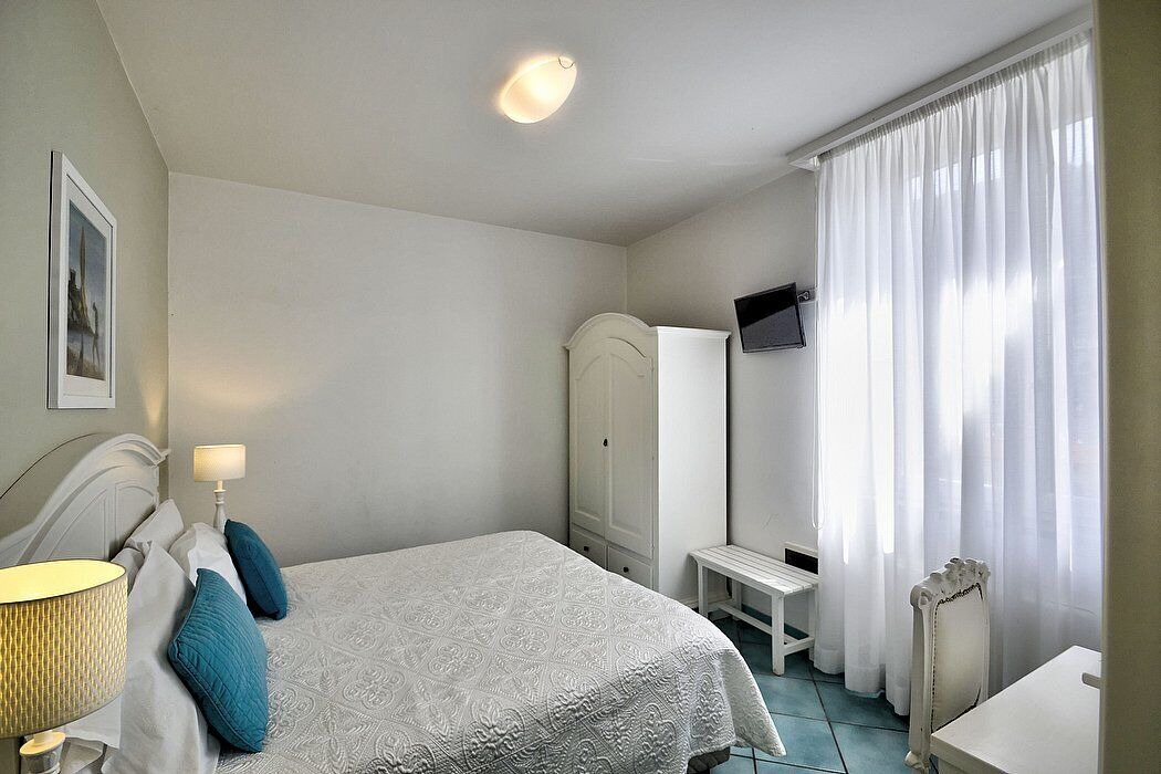 Photo of Bedroom in Minori
