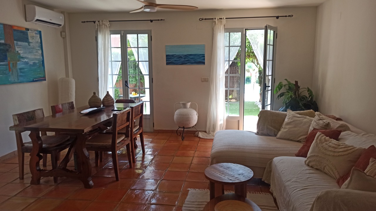 Photo of Livingroom in Golf Bahia