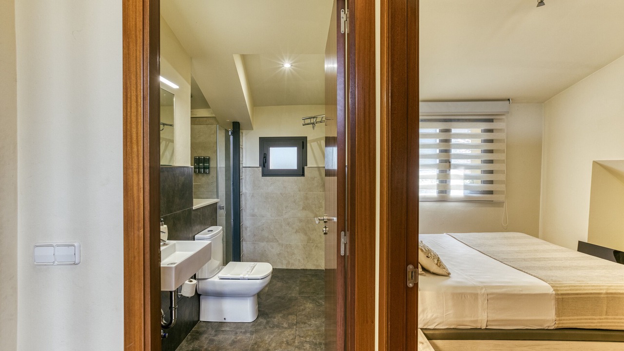 Photo of Bathroom in Navata