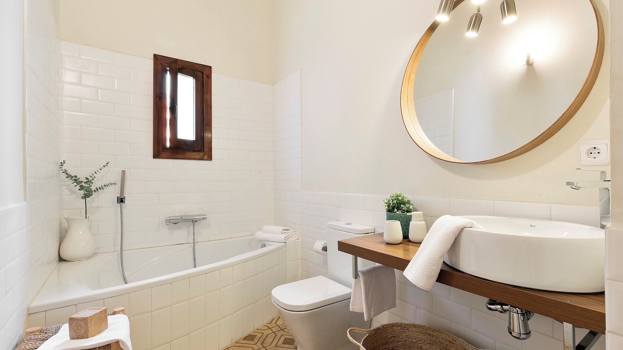 Photo of Bathroom in Garriguella