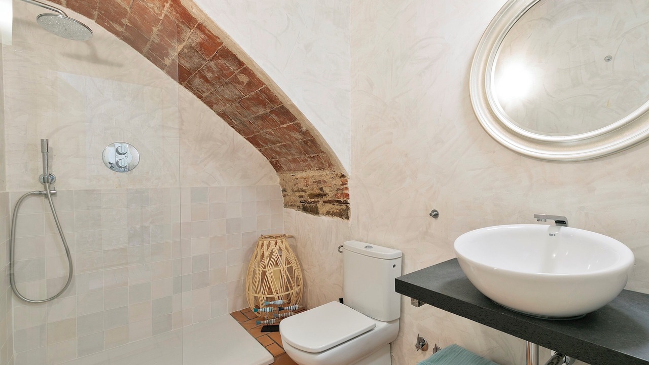 Photo of Bathroom in Garriguella