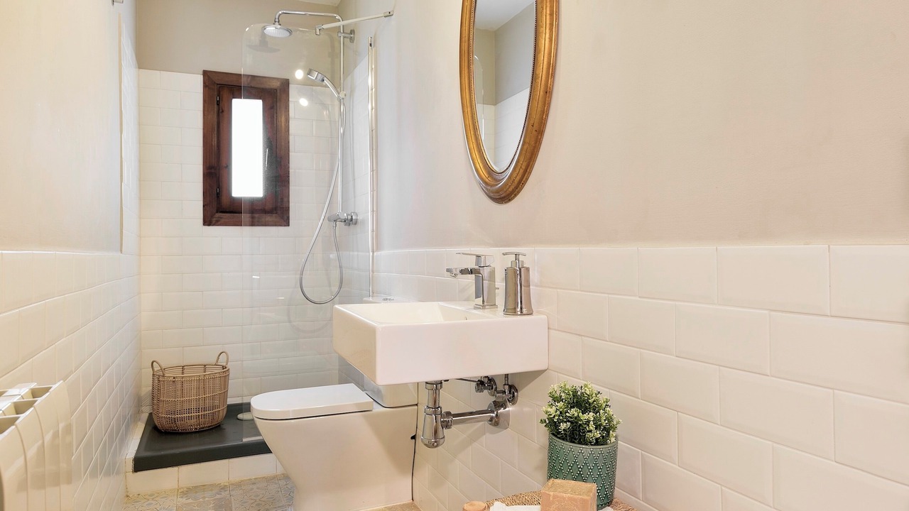 Photo of Bathroom in Garriguella
