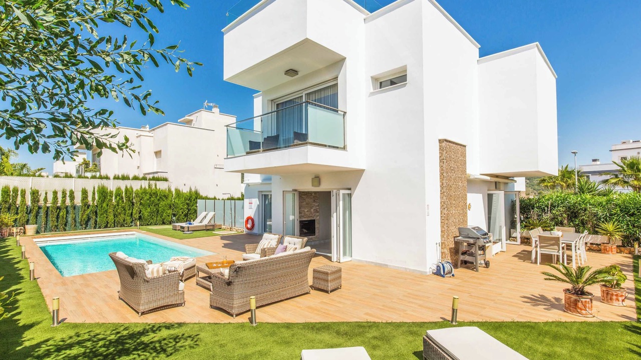 Photo of Patio Balcony in Diputacion de Rincon de San Gines