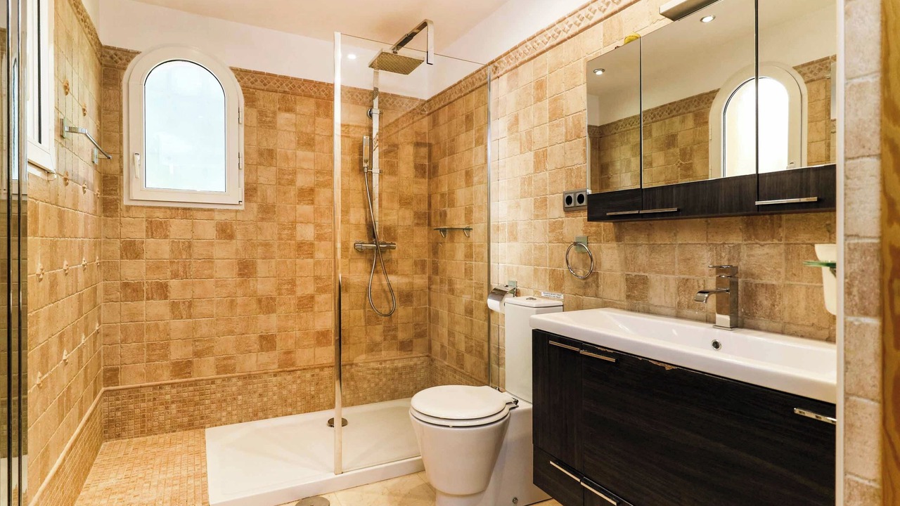 Photo of Bathroom in El Beal