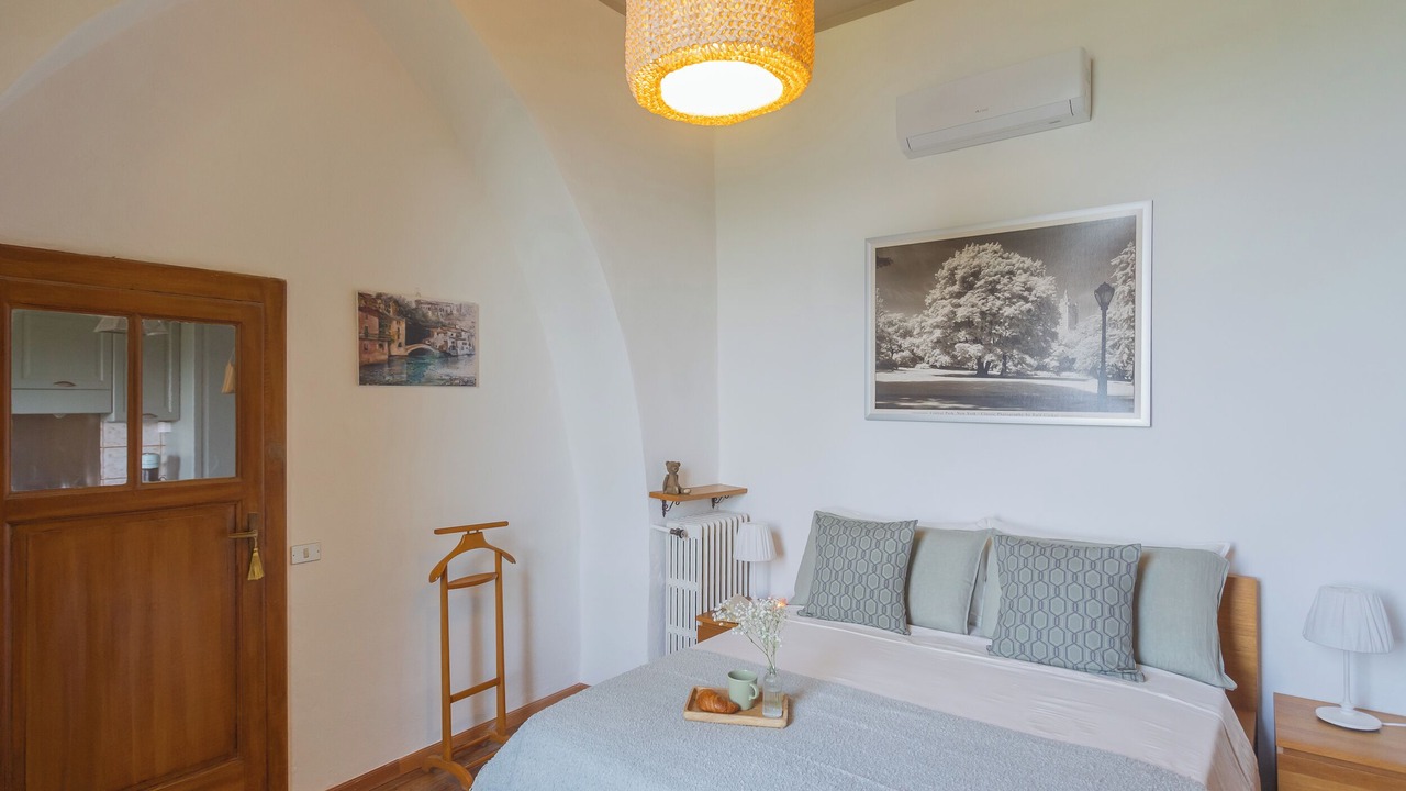 Photo of Bedroom in Blevio
