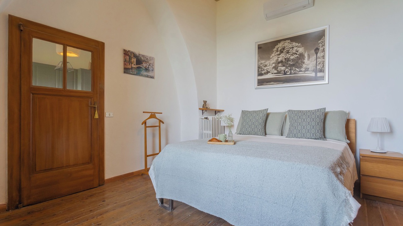 Photo of Bedroom in Blevio