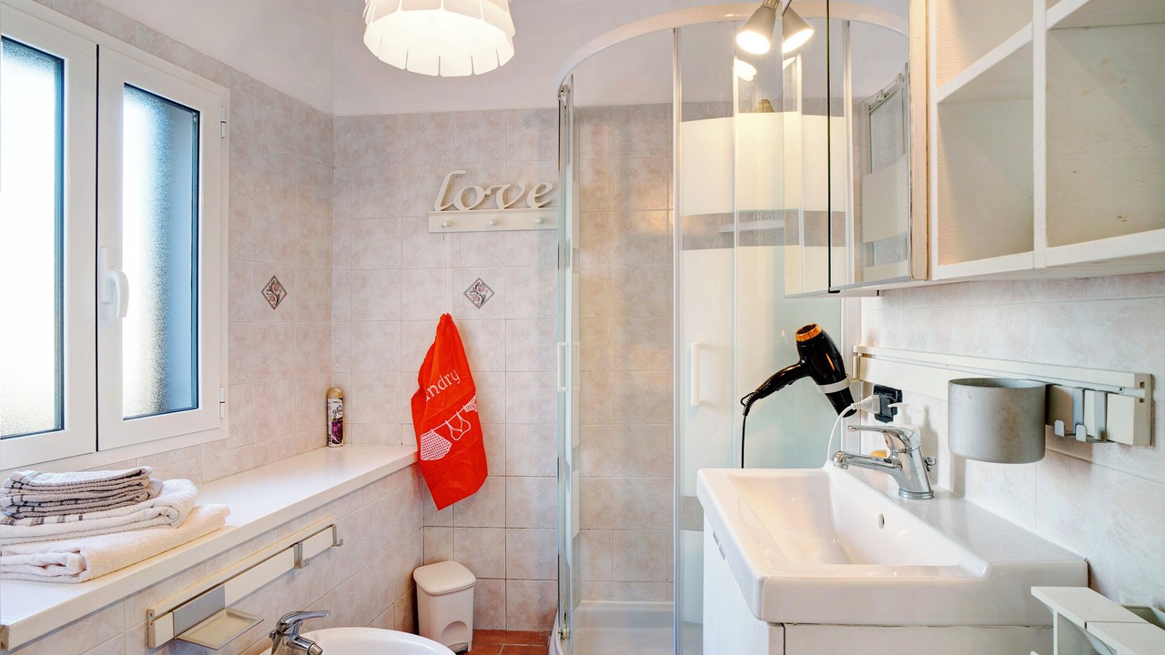 Photo of Bathroom in Diano Castello