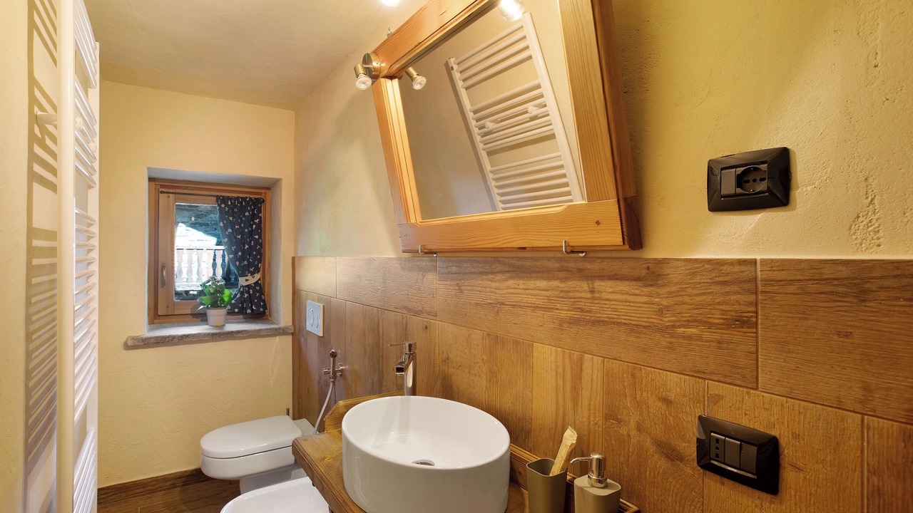 Photo of Bathroom in Grand Haury
