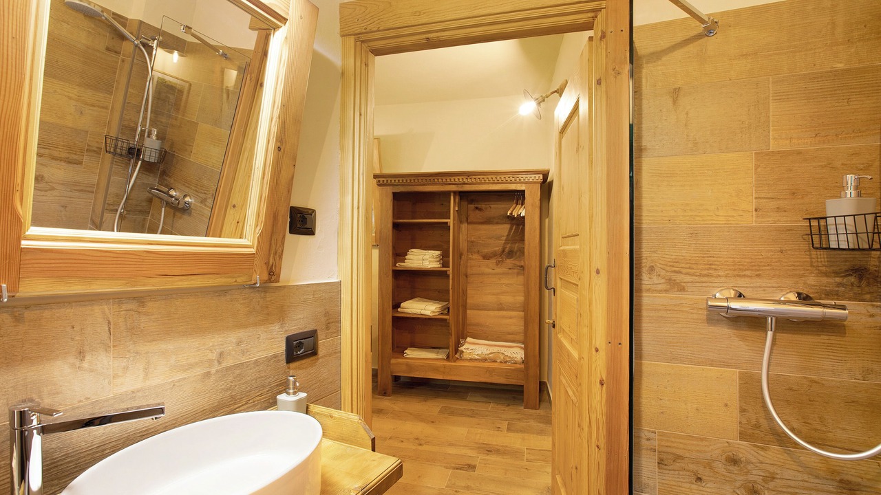 Photo of Bathroom in Grand Haury