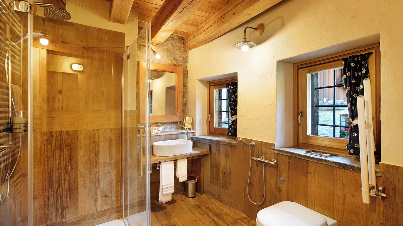 Photo of Bathroom in Grand Haury