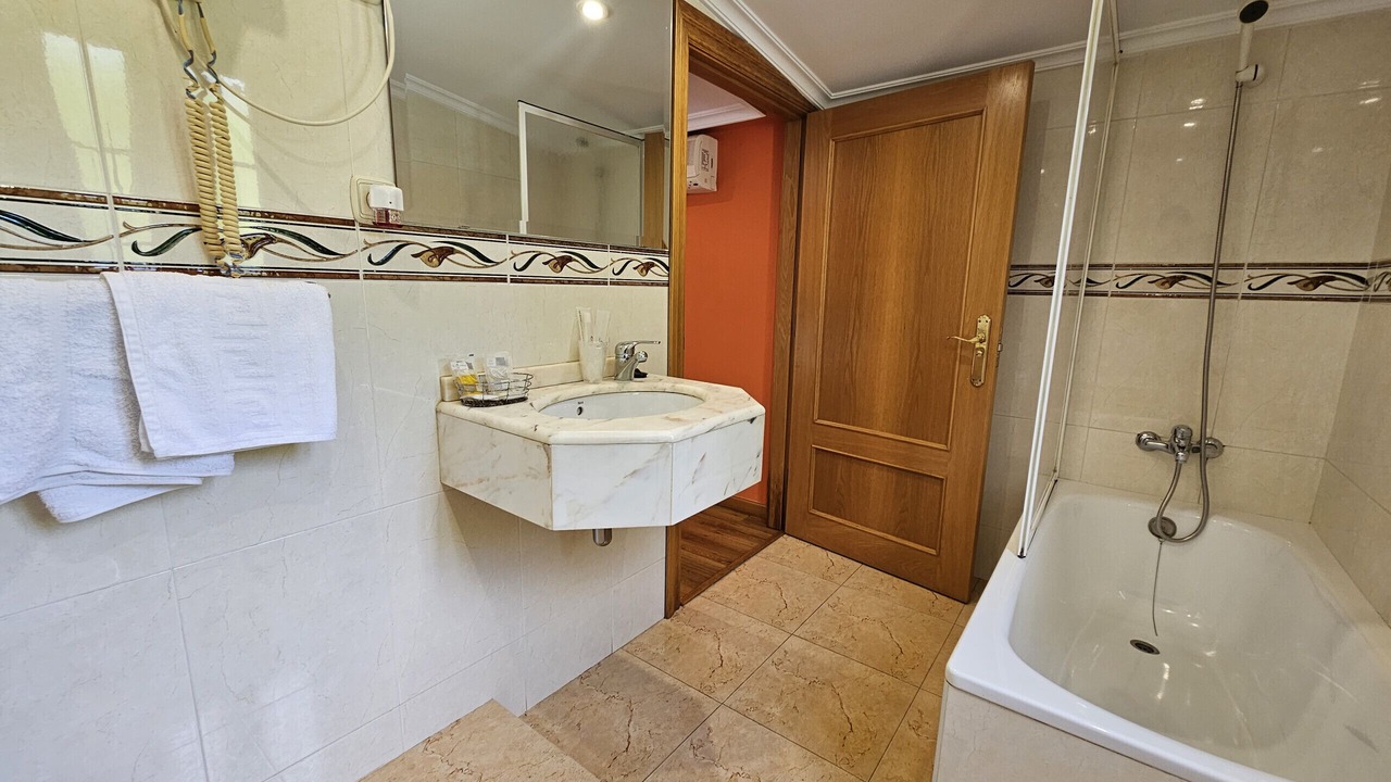 Photo of Bathroom in Urbies