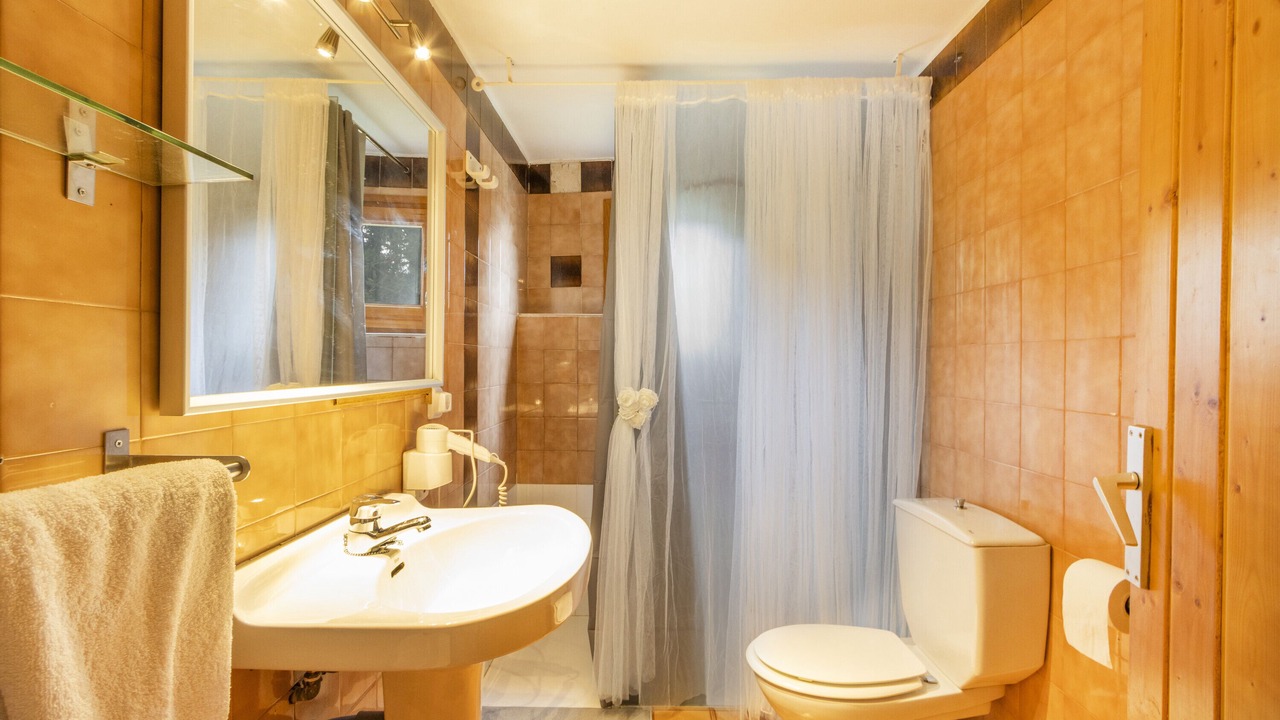 Photo of Bathroom in Oden