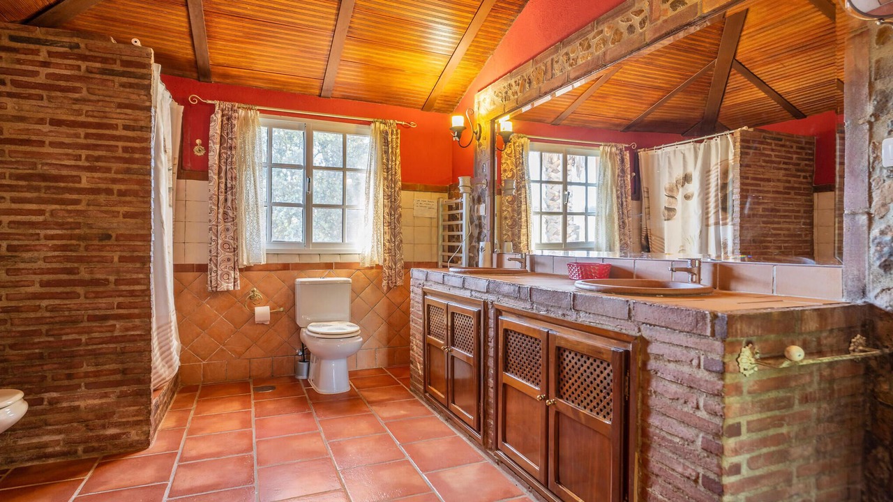 Photo of Bathroom in Ronda