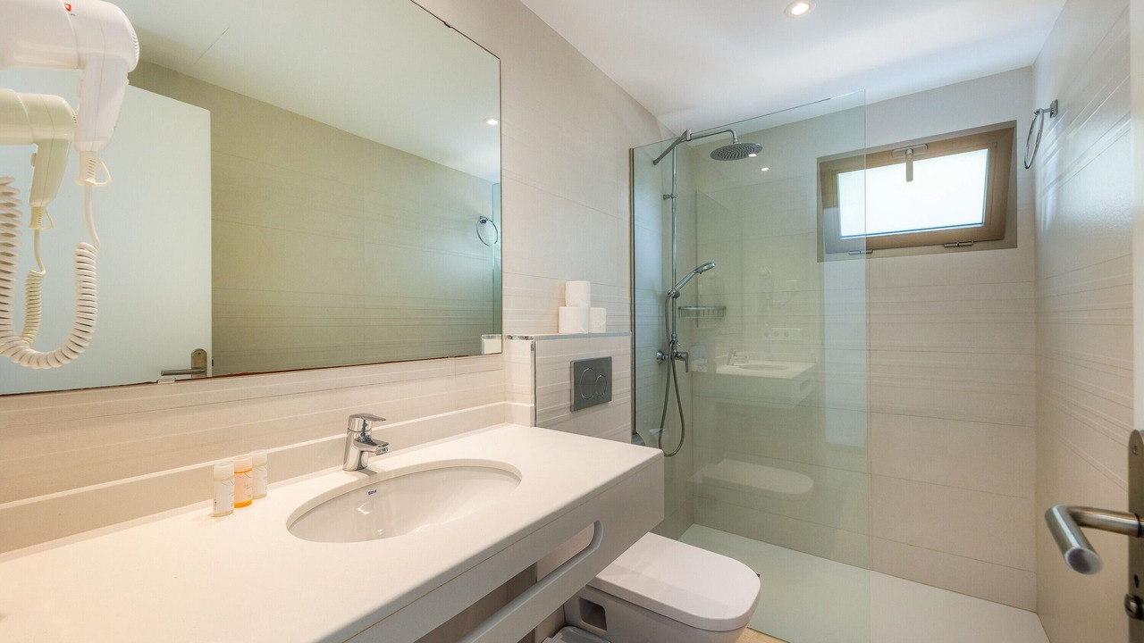 Photo of Bathroom in Cala Ferrera