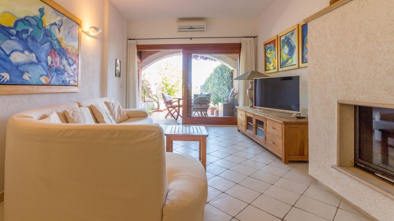 Photo of Livingroom in Costa Corallina