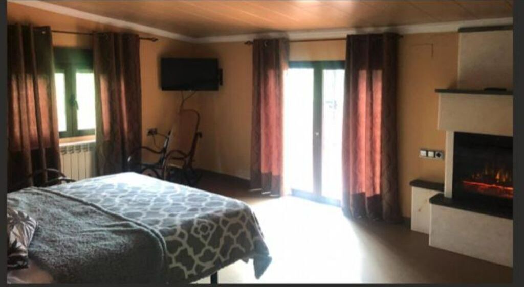 Photo of Bedroom in Casasimarro