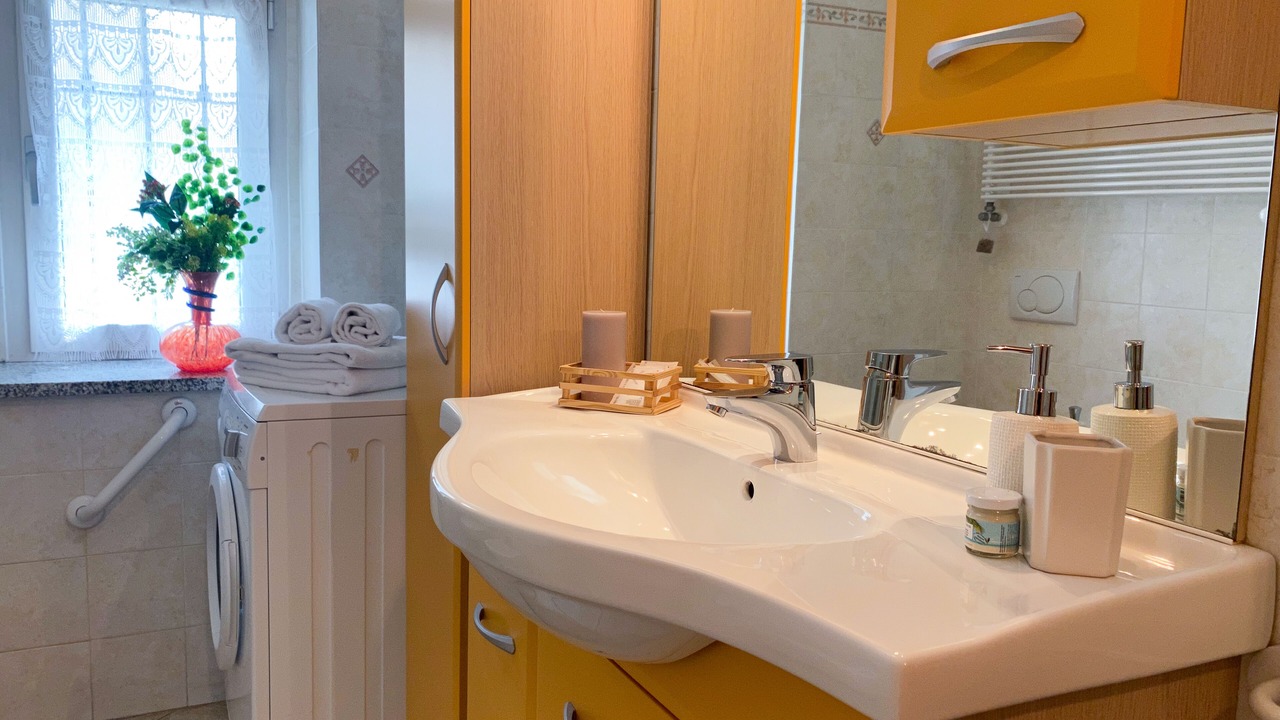 Photo of Bathroom in Diano d'Alba