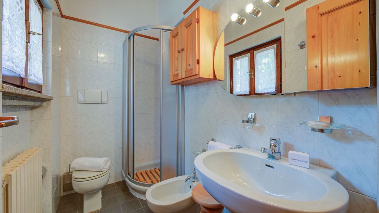 Photo of Bathroom in Castelveccana
