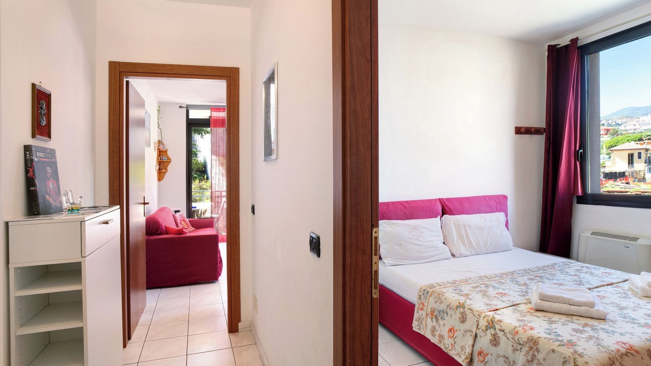 Photo of Bedroom in Bussana