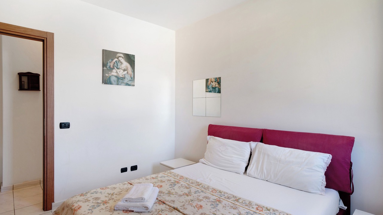Photo of Bedroom in Bussana