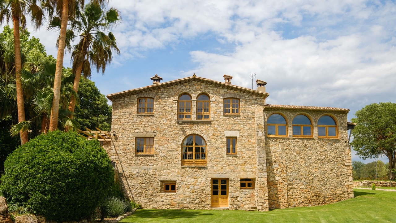 Photo of Outdoor in Serinya