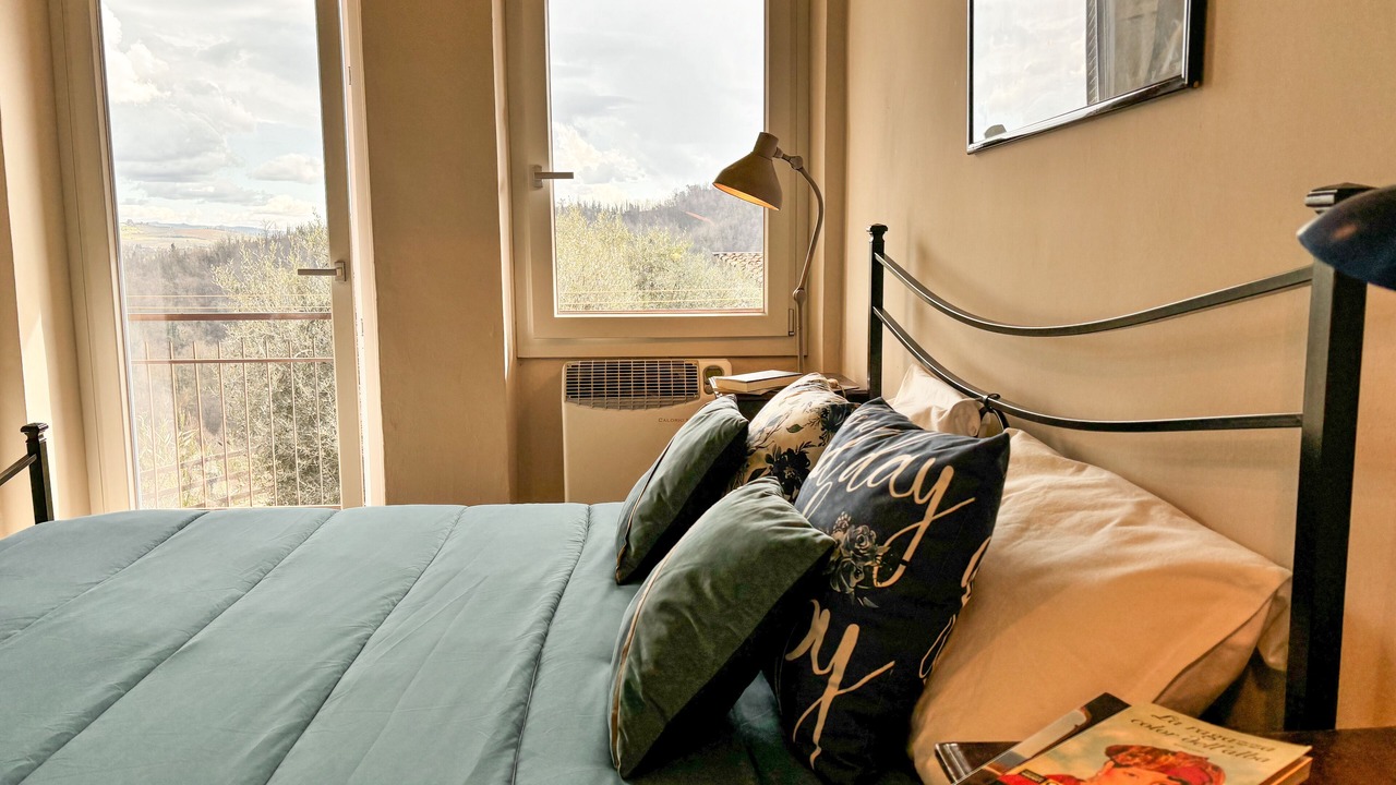 Photo of Bedroom in Vezza d'Alba