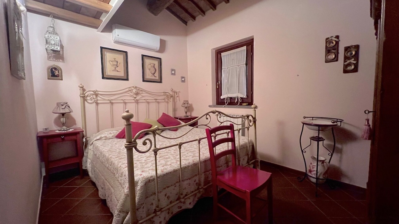 Photo of Bedroom in Castiglione del Lago