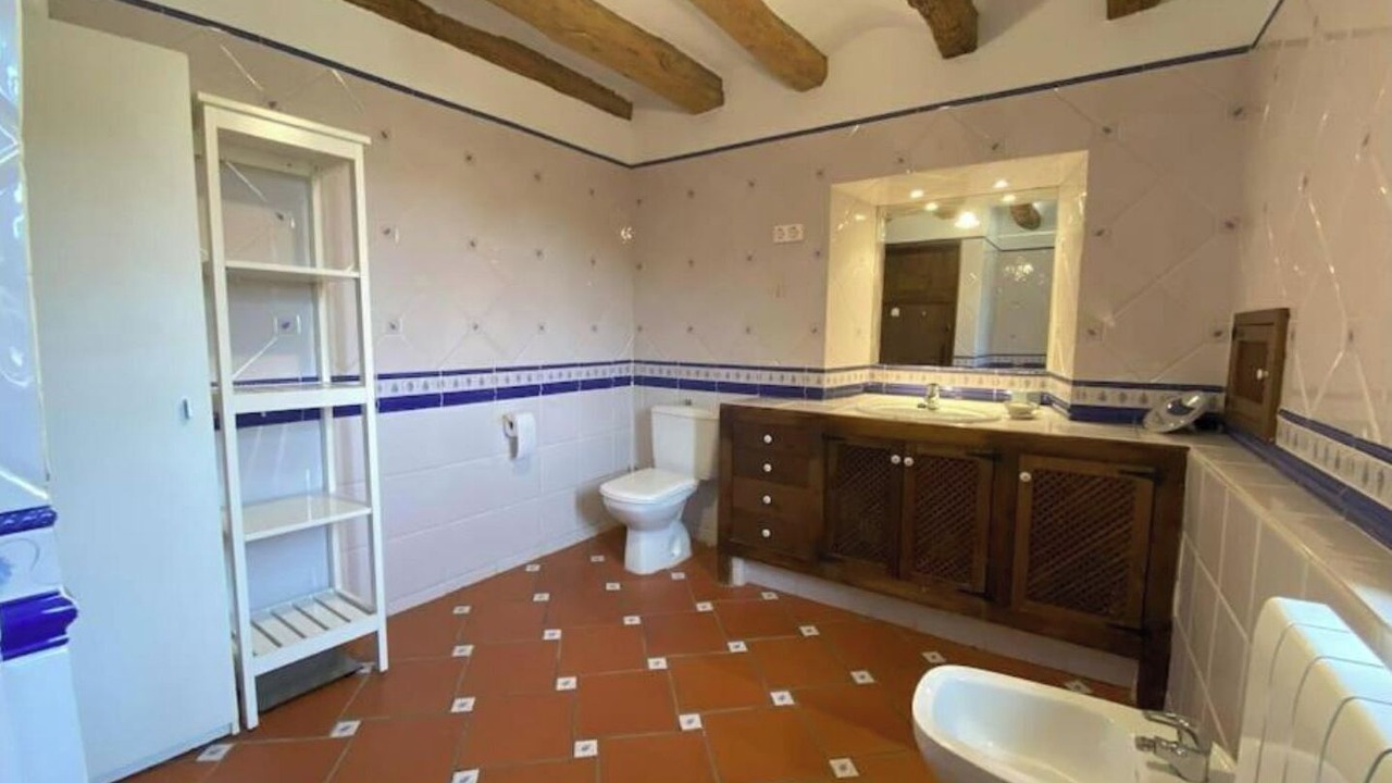 Photo of Bathroom in Aguilar de Segarra
