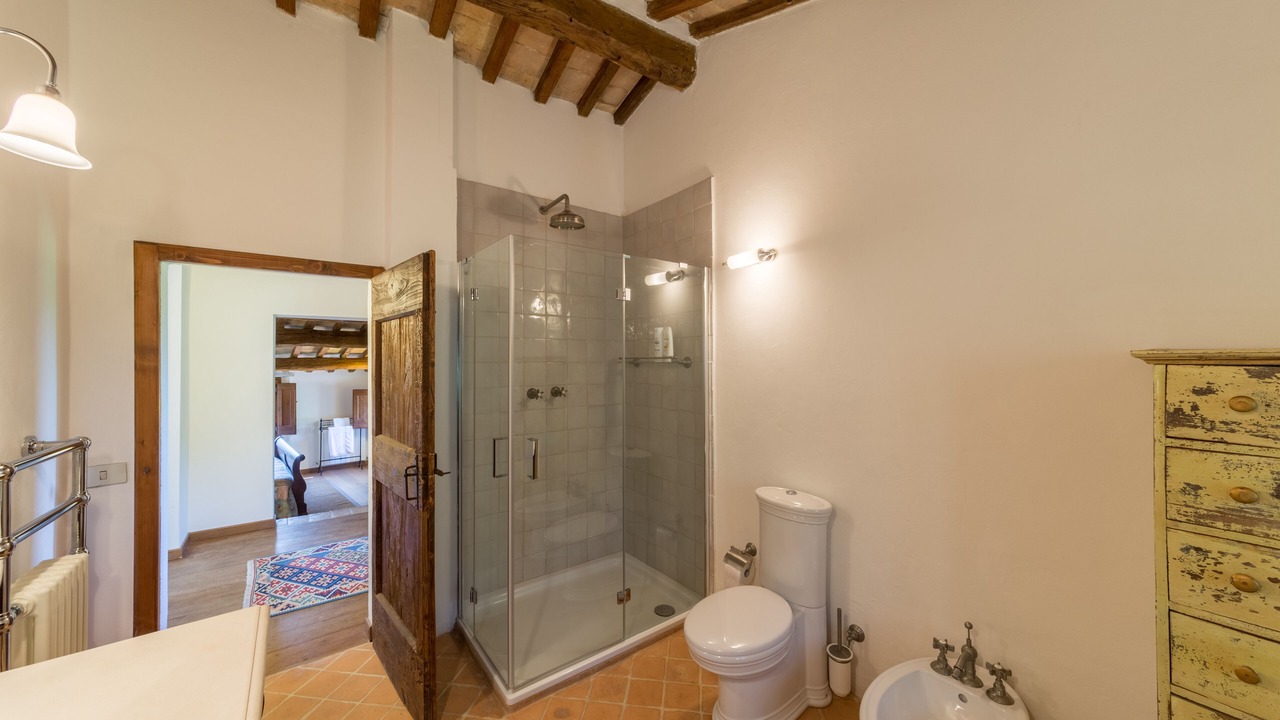 Photo of Bathroom in Carpini