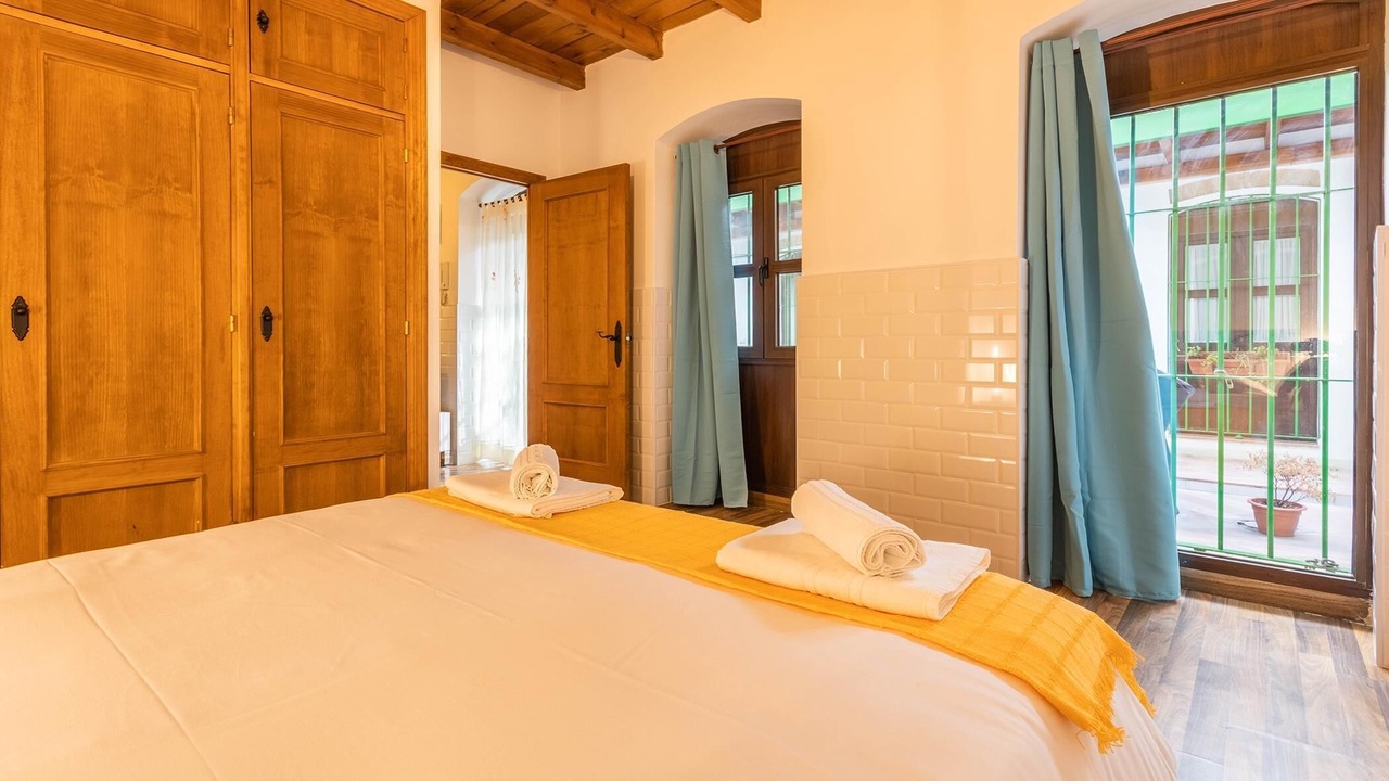 Photo of Bedroom in Doctor Barraquer-Grupo Renfe-Policlinico