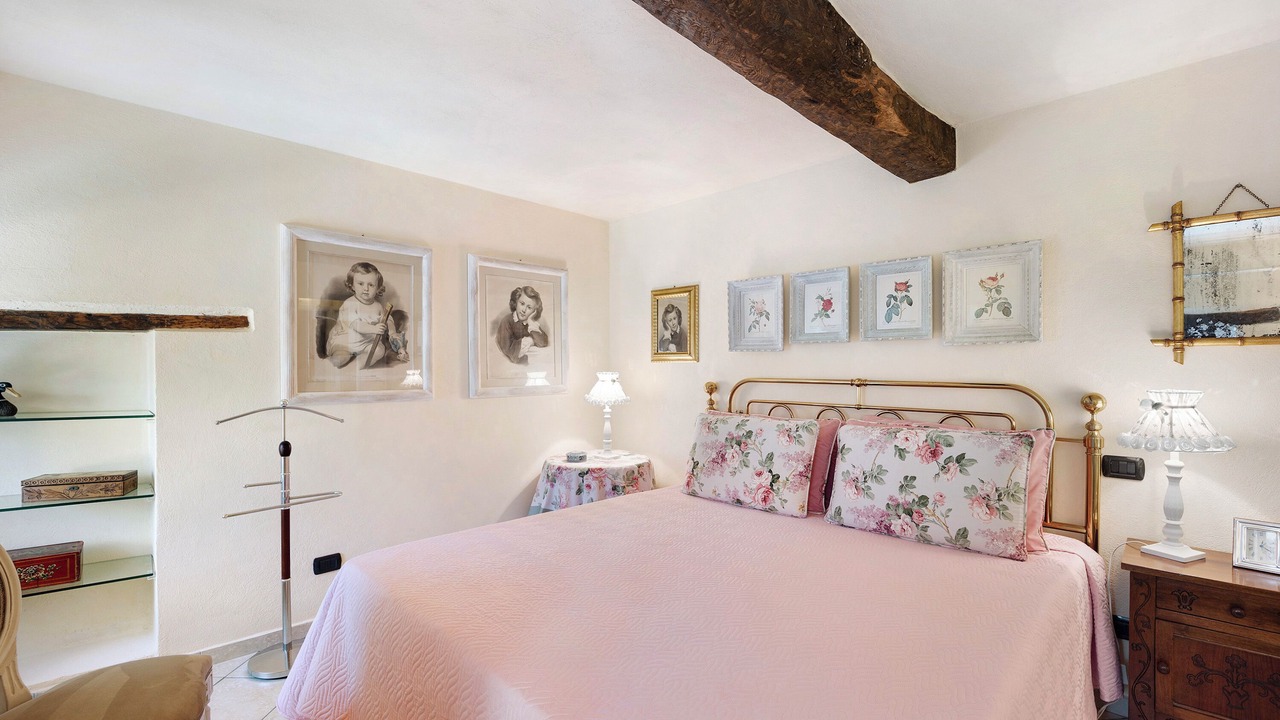 Photo of Bedroom in Ormea