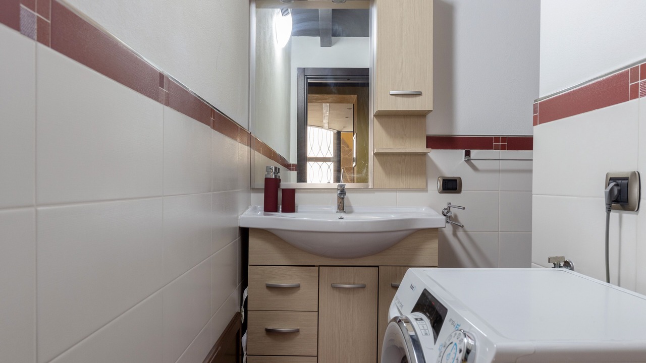 Photo of Bathroom in Ognina