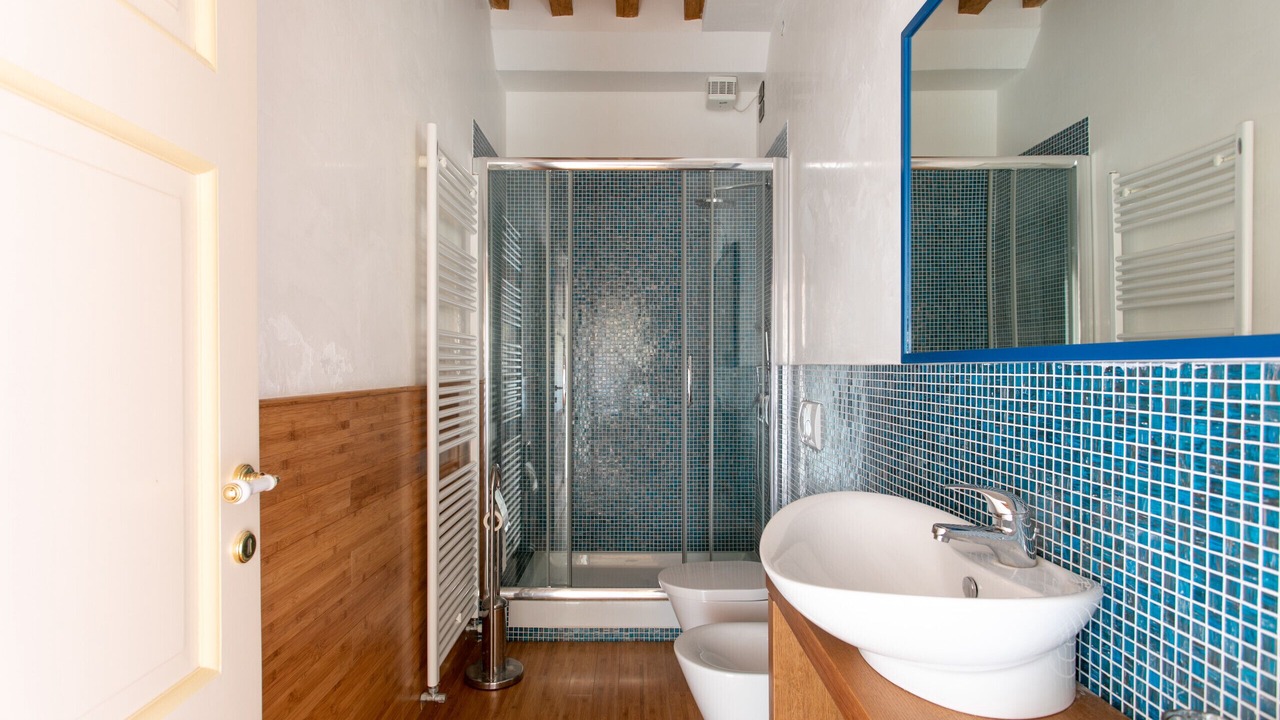 Photo of Bathroom in Burano