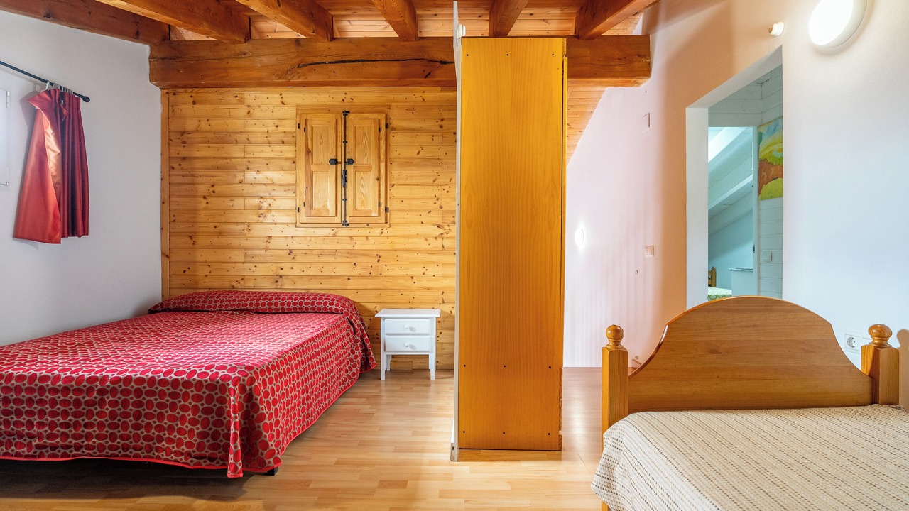 Photo of Bedroom in Riudecanyes