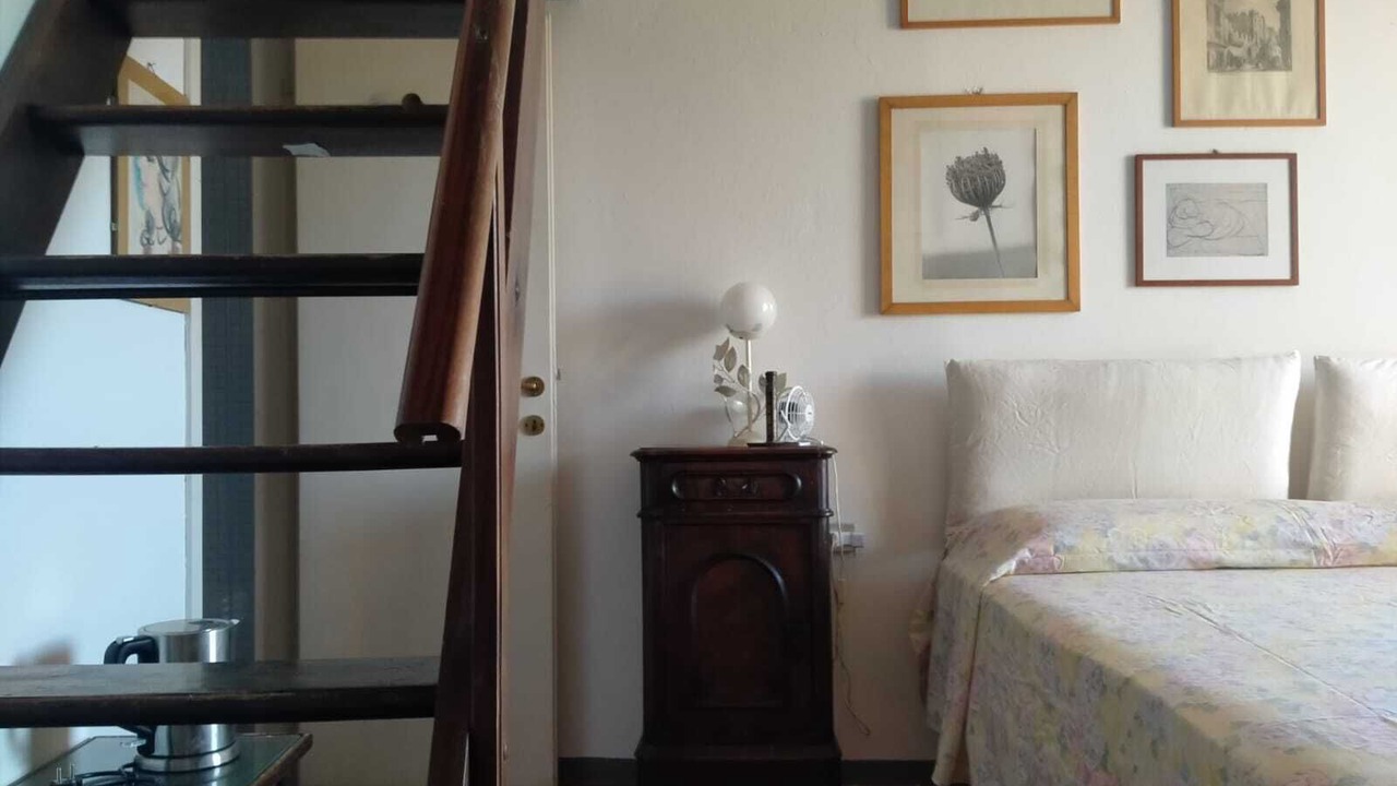 Photo of Bedroom in Trebiano Magra