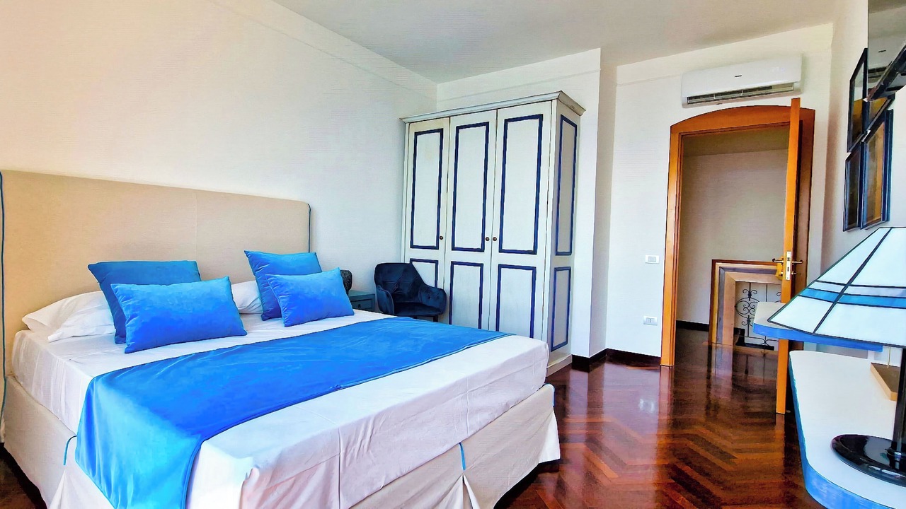 Photo of Bedroom in Pogerola