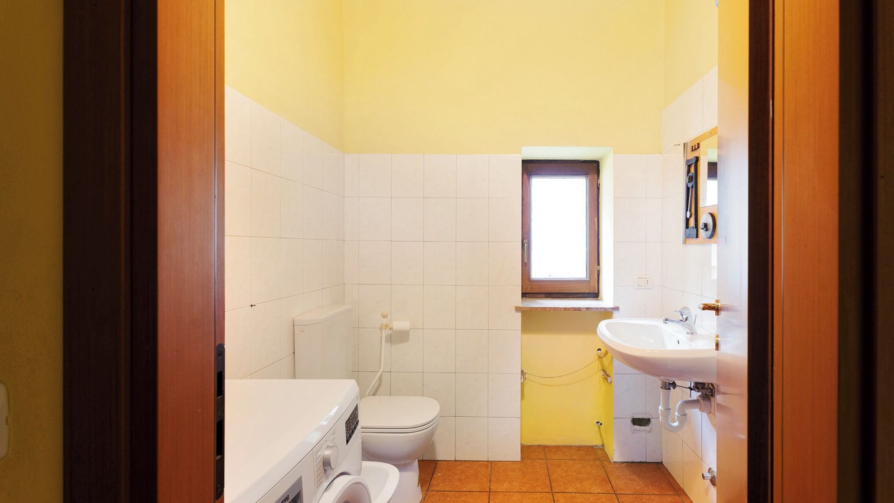 Photo of Bathroom in Ameno